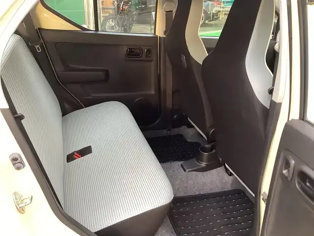 スズキ アルト L 奈良県 2017(平29)年 7万km シフォンアイボリーM 社外メモリーナビ(フルセグ・BT)/レーダーブレーキサポート/運転席シートヒーター/前後ドライブレコーダー/ETC/スペアキーあり/フロアマット/ドアバイザー