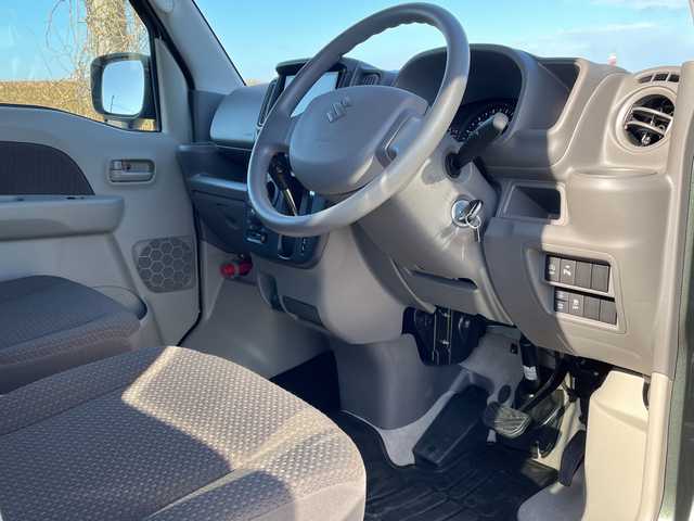 スズキ エブリイ JOIN 新潟県 2024(令6)年 0.4万km クールカーキPM 4WD/社外SDナビ(MDV-Z700)/CD/DVD/BT/フルセグテレビ/衝突被害軽減ブレーキ/レーンキープアシスト/コーナーセンサー/リモコンキー/キセノンヘッドライト/オートライト/オートハイビーム