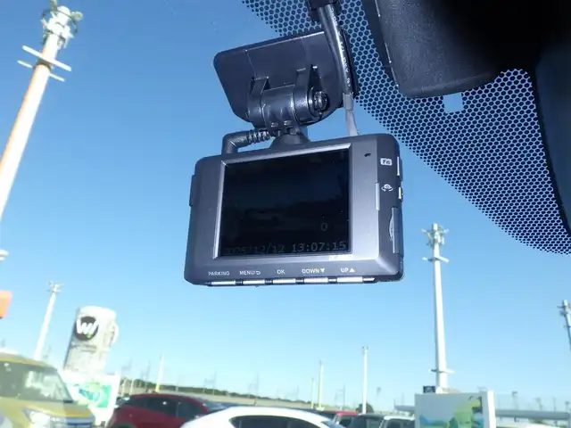 レクサス ＲＸ 450h バージョンL 千葉県 2021(令3)年 4.6万km ソニッククォーツ 235/55R20/Lexus Safety System+/・プリクラッシュセーフティ/・レーンディパーチャーアラート/・オートハイビーム/・レーダークルーズコントロール/・ブラインドスポットモニター/パワーバックドア/セミアニリンレザーシート/前席パワーシート/エアシート/各席シートヒーター/リア電動リクライニングシート/純正SDナビ/地デジTV/【DVD/CD再生機能　Bluetooth接続】/パノラミックビューモニター/ドライブレコーダー（前後撮影）/置くだけ充電/コンビハンドル/ステアリングスイッチ/パドルシフト/ETC（2.0）/3眼LEDヘッドライト/ウインカーミラー/クリアランスソナー/純正20インチアルミホイル/サイド/カーテンエアバッグ/スマートキー