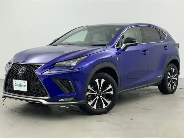 レクサス ＮＸ 300h Fスポーツ 大分県 2019(令1)年 4.5万km ヒートブルーコントラストレイヤリング 純正10.3インチワイドディスプレイナビ/AM、FM、CD、DVD、Bluetooth、フルセグTV/パノラマルーフ/プリクラッシュセーフティ/レーントレーシングアラート/パーキングサポートブレーキ/パーキングサポートアラート/ロードサインアシスト/オートマチックハイビーム/クリアランスソナー/バックカメラ/革巻きステアリング/ステアリングスイッチ/パドルシフト/ステアリングヒーター/前方ドライブレコーダー/前席シートヒーター/前席エアシート/前席パワーシート/メモリ機能付きシート/ドアミラーヒーター/パワーバックドア/オートリトラミラー/三眼LEDヘッドライト/フォグライト/プッシュスタート/スマートキー/W/サイド/カーテンエアバッグ/取扱説明書/保証書