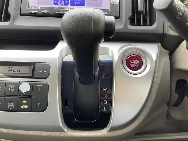 ホンダ Ｎ ＷＧＮ G Aパッケージ 沖縄県 2014(平26)年 6.6万km プレミアムホワイトパール (株)IDOMが運営する【じしゃロンコザ店】の自社ローン専用車両になりますこちらは現金またはオートローンご利用時の価格です。自社ローンご希望の方は別途その旨お申付け下さい/・純正ナビ/・バックカメラ/・Bluetooth接続/・TV/・DVD再生/・スマートキー/・プッシュスタート/・ドライブレコーダー/・純正フロアマット/・オートライト