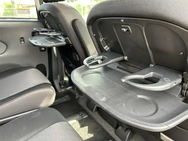 日産 セレナ e－パワー ハイウェイスター V 佐賀県 2020(令2)年 5万km ダークメタルグレー 7人乗り/プロパイロット/エマージェンシーブレーキ/クルーズコントロール/車線逸脱警報/車線逸脱防止支援/前後ソナー/純正9インチナビ/・アラウンドビューモニター/・フルセグTV/BT/CD/DVD/純正フリップダウンモニター/純正ドラレコ(DJ4－D)/両側パワースライドドア/LEDヘッドライト/オートライト/ETC/純正16インチAW/プッシュスタート/電動格納ミラー/ドアバイザー/ISOFIX
