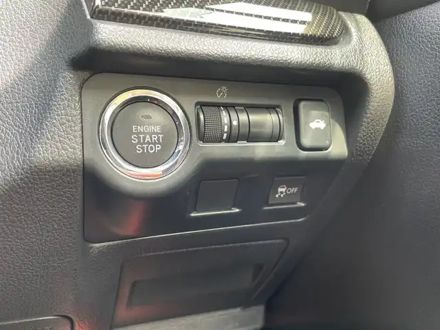 スバル ＷＲＸ ＳＴＩ STI 埼玉県 2015(平27)年 5.1万km クリスタルホワイトP /4WD/ターボ//6速MT//社外メモリナビ//フルセグTV//バックカメラ//CD/DVD/Bluetooth//スマートキー×2//ETC//LEDヘッドライト//W.サイド.カーテンエアバッグ//ABS//横滑り防止装置//オートライト//前後フォグランプ//純正エアロ//スモークフィルム//ドアバイザー//純正18インチAW//新車時保証書//取扱説明書