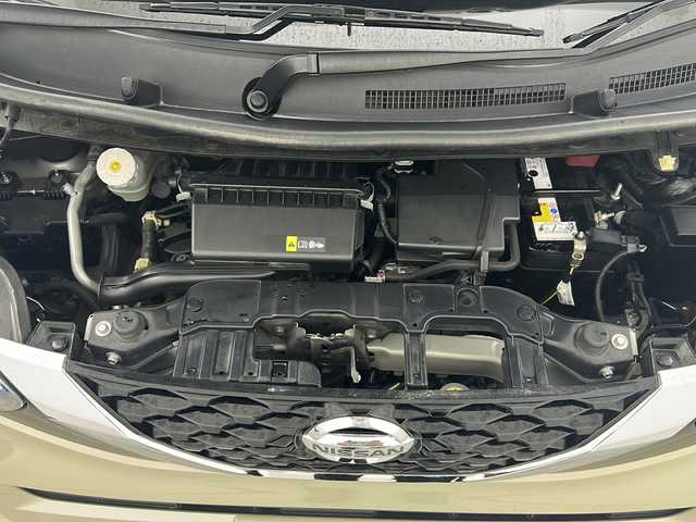 日産 ルークス X 宮城県 2021(令3)年 3.9万km フローズンバニラパール アラウンドビューモニター/エマージェンシーブレーキ/車線逸脱警報/オートハイビームアシスト/前後コーナーセンサー/カロッツェリアSDナビ/・CD.DVD.SD.BTフルセグTV/両側パワースライドドア/ドライブレコーダー/ETC/LEDヘッドライト/ステアリングスイッチ/アイドリングストップ/横滑り防止装置/プッシュスタート/スマートキー/社外ホイールキャップ/純正フロアマット/ローダウン/社外サスペンション（純正積込）