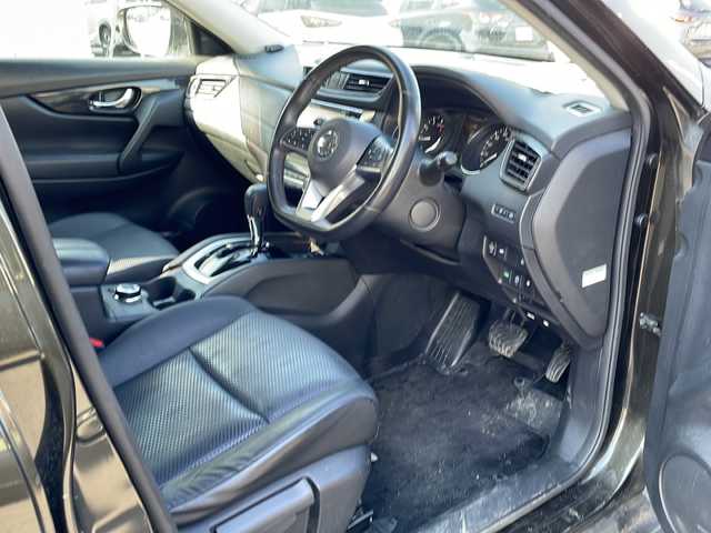 日産 エクストレイル 20Xi 道北・旭川 2018(平30)年 4.7万km チタニウムカーキ 4WD/ワンオーナー/純正SDナビ/ CD/DVD/BD/SD/MSV/AUX/USB/フルセグ/アラウンドビューモニター/デジタルインナーミラー /プロパイロット/エマージェンシーブレーキ/レーダークルーズコントロール/ブラインドスポットモニター/レーンキープ /コーナーセンサー /パワーバックドア /ビルトインETC/オートライト/LEDヘッドライト/フォグライト/純正フロアマット