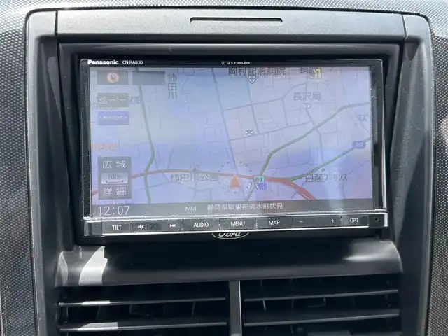 フォード エクスプローラー XLT 静岡県 2009(平21)年 10.2万km 黒 ユーザー買取車両/純正HDDナビ（CN-RA03D）/【CD/DVD/地デジTV】/純性AW17インチ/サンルーフ/バックカメラ/レザーシート/3列シート/ベンチシート/ルーフレール/純性フロアマット/シートヒーター/ETC/純性LEDライト
