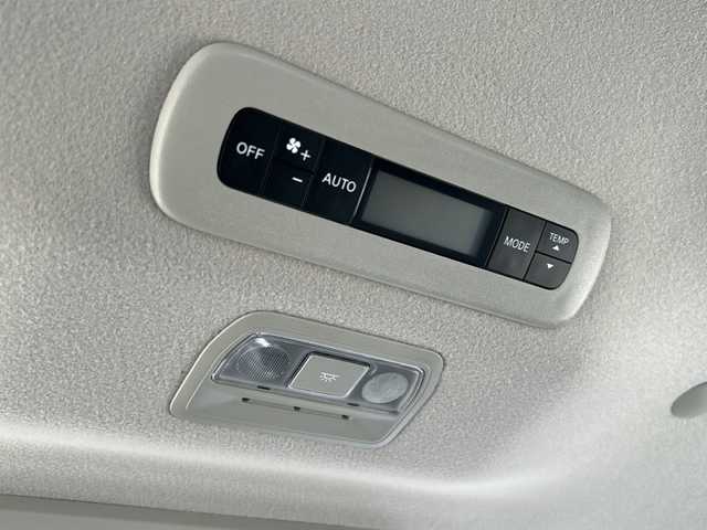 日産 セレナ e－パワー ハイウェイスター V 静岡県 2025(令7)年 0.1万km未満 プリズムホワイト 純正ディスプレイオーディオ/・Bluetooth/・フルセグTV/・USB/・HDMI/主要装備/・プロパイロット/・衝突軽減/・レーンキープ/・アラウンドビューモニター/・追従クルコン/・BSM/・純正後席モニター/・ワイヤレス充電/・両側パワスラ/・オートホールド/・コーナーセンサー前後/・ビルトインETC2.0/・純正前後ドラレコ/・LEDヘッドライト/・オートライト/・オートハイビーム/・フォグランプ/・ハーフレザーシート/・純正アルミホイール