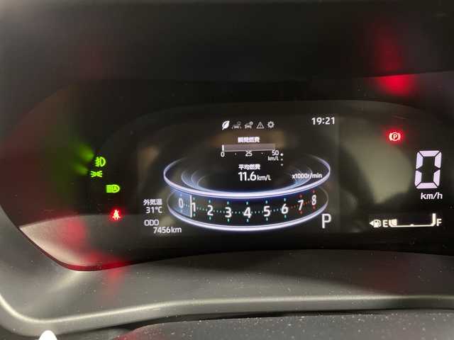 トヨタ ライズ Z 福岡県 2022(令4)年 0.8万km ブラックマイカメタリック/シャイニングホワイトパール 禁煙車/純正メモリナビ/・CD/BT/AUX/ワンセグTV/・全方位モニター/スマートアシスト/コーナーセンサー/電子パーキング/・ブレーキホールド/シートヒーター(D/N)/ドライブレコーダー前後/ETC/革巻きステアリング/・ステアリングリモコン/LEDヘッドライト/・オートライト/・フォグランプ/スマートキー/・プッシュスタート/・スペアキー