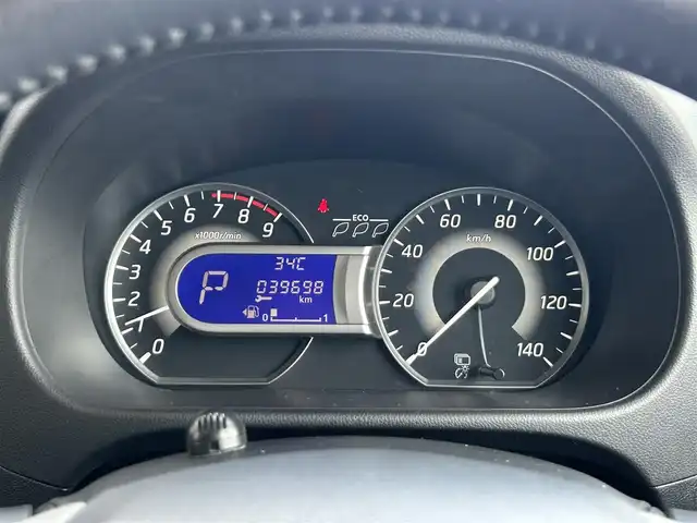日産 デイズ ルークス ハイウェイスターX Gパッケージ 愛知県 2017(平29)年 4万km スパークリングレッド/ブラック エマージェンシーブレーキ/純正ＳＤナビ/フルセグＴＶ/ドラレコ/全周囲カメラ/ＢＴオーディオ/ＣＤ再生/両側電動スライドドア/ＬＥＤヘッドライト/フォグライト/オートハイビーム/純正フロアマット/純正１５ＡＷ