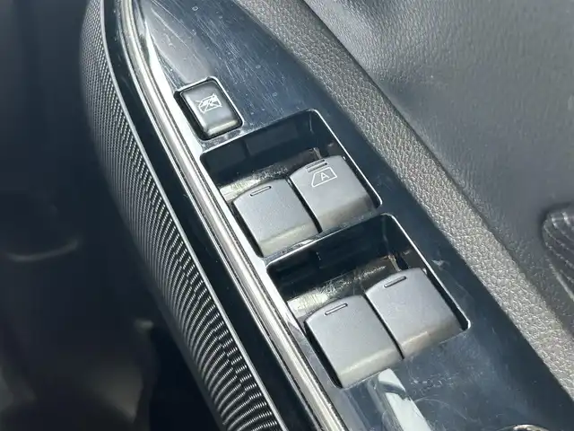 日産 デイズ ルークス ハイウェイスターX Gパッケージ 愛知県 2017(平29)年 4万km スパークリングレッド/ブラック エマージェンシーブレーキ/純正ＳＤナビ/フルセグＴＶ/ドラレコ/全周囲カメラ/ＢＴオーディオ/ＣＤ再生/両側電動スライドドア/ＬＥＤヘッドライト/フォグライト/オートハイビーム/純正フロアマット/純正１５ＡＷ