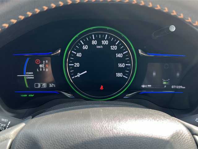 ホンダ ヴェゼル ハイブリッド Z 茨城県 2014(平26)年 7.2万km ミスティックグリーンパール あんしんパッケージ/純正インターナビ/-CD/Bluetooth/フルセグTV/バックカメラ/クルーズコントロール/LEDオートライト/ハーフレザーシート/シートヒーター/純正17インチアルミホイール/ルーフレール/パドルシフト/ステアリングスイッチ/ECONスイッチ/USBポート/HDMIポート/スマートキー/ビルトインETC