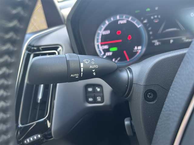 トヨタ クラウン ハイブリッド RS 鳥取県 2018(平30)年 7.6万km ホワイトパールクリスタルシャイン レザーパッケージ/・ホワイト＆ブラックコンビシート/・前席シートヒーター/・前席ベンチレーション/・前席パワーシート/サンルーフ/メーカーナビ/・フルセグ/・Bluetooth/パノラミックビューモニター/TRDスポーツエアロ/モデリスタフェンダーガーニッシュ/スマートキー/プッシュスタート/ビルトインETC2.0/純正ドライブレコーダー/ヘッドアップディスプレイ/プリクラッシュセーフティ/LEDヘッドライト/オートマチックハイビーム/W＆サイドエアバック /カーテンエアバック