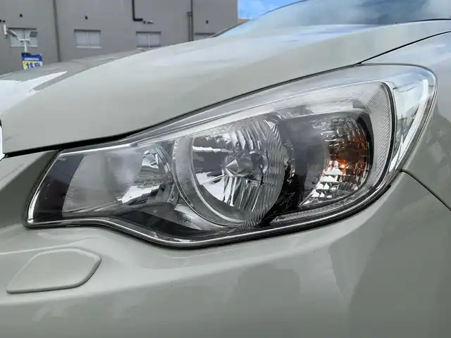 スバル インプレッサ ＸＶ 2．0i アイサイト プラウドED 福井県 2017(平29)年 10.5万km デザートカーキ (株)IDOMが運営する【じしゃロン福井店】の自社ローン専用車両になりますこちらは現金またはオートローンご利用時の価格です。自社ローンご希望の方は別途その旨お申付け下さい/4WD/純正ナビ/Bluetooth/フルセグTV/CD/DVD/バックカメラ/ドライブレコーダー/衝突被害軽減システム/レーンキープアシスト/ブラインドスポットモニター/クルーズコントロール/アイドリングストップ/運転席・助手席パワーシート/ETC/オートライト/純正アルミホイール/パドルシフト/ドアバイザー/電動格納ミラー/ステアリングスイッチ/プッシュスタート/スマートキー/スペアキー