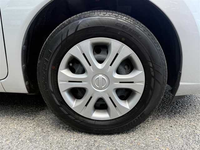 日産 ノート e－パワー B 千葉県 2020(令2)年 2.1万km ブリリアントシルバー 純正ナビ（AM/FM/CD/DVD）/デジタルインナービューモニター/バックカメラ・フロントカメラ/コーナーセンサー/横滑り防止装置/レーンキープアシスト/ETC/前後ドライブレコーダー/LEDヘッドライト/オートライト/オートエアコン