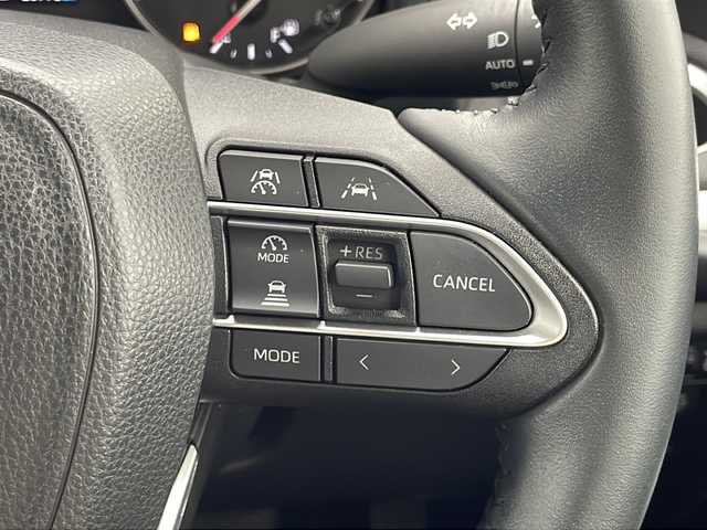 トヨタ ヴォクシー S－G 千葉県 2022(令4)年 2.1万km ホワイトパールクリスタルシャイン 衝突被害軽減システム/レーンキープアシスト/レーダークルーズコントロール/コーナーセンサー（前後）/純正メモリナビ/　（Bluetooth/Miracast）/バックカメラ/純正ビルトインETC2.0/MTモード付AT/４WD/パワーステアリング/ステアリングスイッチ/両側パワースライドドア/3列シート/シートヒーター（D/N席）/電動パーキングブレーキ/オートホールド/純正フロアマット/オートハイビーム/LEDヘッドライト/ウィンカーミラー/純正16インチアルミホイール