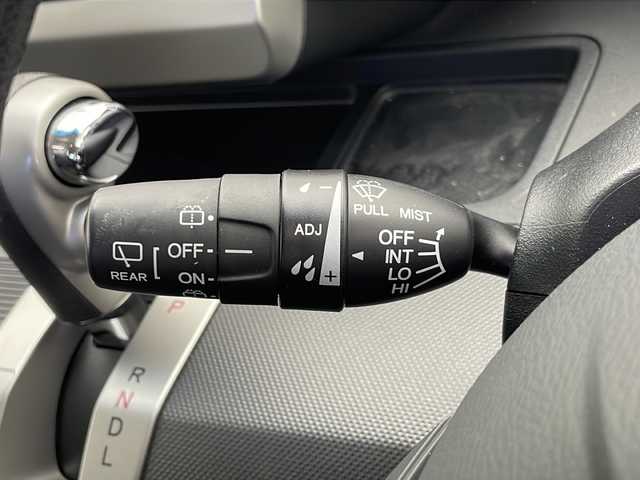 ホンダ フリード G ジャストセレクション 千葉県 2013(平25)年 5.4万km プレミアムブラキッシュパール クルーズコントロール/横滑り防止装置/社外7インチSDナビ（CN-S310D）/　（Bluetooth/CD/DVD/フルセグTV）/純正ETC/3列シート/両側パワースライドドア/純正フロアマット/パワーステアリング/オートライト/キセノンヘッドライト