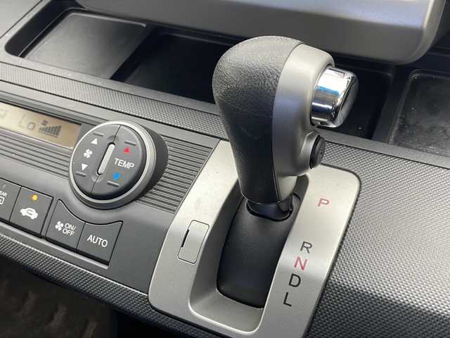 ホンダ フリード G ジャストセレクション 千葉県 2013(平25)年 5.4万km プレミアムブラキッシュパール クルーズコントロール/横滑り防止装置/社外7インチSDナビ（CN-S310D）/　（Bluetooth/CD/DVD/フルセグTV）/純正ETC/3列シート/両側パワースライドドア/純正フロアマット/パワーステアリング/オートライト/キセノンヘッドライト