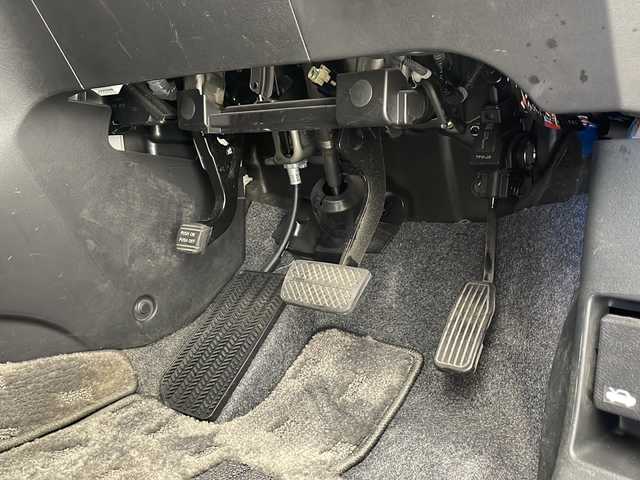 ホンダ フリード G ジャストセレクション 千葉県 2013(平25)年 5.4万km プレミアムブラキッシュパール クルーズコントロール/横滑り防止装置/社外7インチSDナビ（CN-S310D）/　（Bluetooth/CD/DVD/フルセグTV）/純正ETC/3列シート/両側パワースライドドア/純正フロアマット/パワーステアリング/オートライト/キセノンヘッドライト