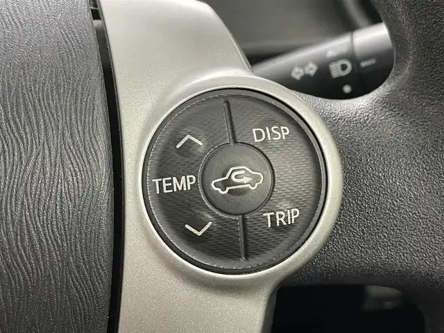 トヨタ アクア S 大分県 2014(平26)年 6.4万km グレーメタリック 社外ナビ　CN-R300WD/(CD/DVD/SD/フルセグ)/バックカメラ/ＥＴＣ/プッシュスタート/スマートキー×２/電動格納ウィンカーミラー/車両接近お知らせ機能/ヘッドライトレベライザー/ドアバイザー/ＬＥＤヘッドライト/純正フロアマット