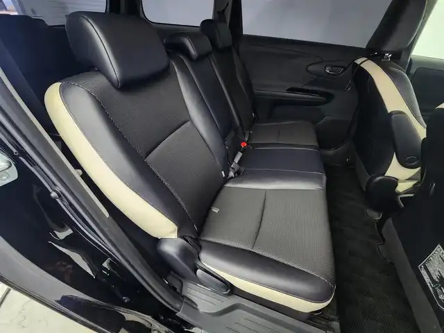 トヨタ ウィッシュ 1．8S モノトーン 愛知県 2013(平25)年 9.9万km ブラック admirationフルエアロ/7人乗り/純正7インチナビ/Bluetooth/バックカメラ/ワンセグTV/横滑り防止装置/オートライト/LEDヘッドライト/フォグランプ/ドライブレコーダー/ETC/社外AW/パドルシフト/3列シート/プッシュスタート/スマートキー
