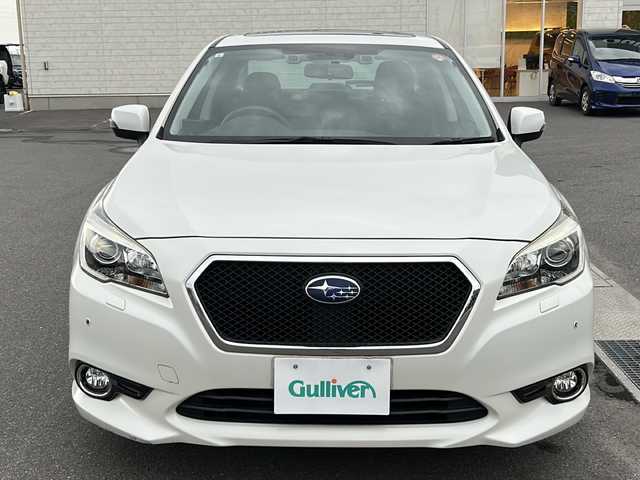 スバル レガシィ Ｂ４ リミテッド 香川県 2015(平27)年 2万km クリスタルホワイトP 純正ナビ/フルセグテレビ/CD／DVD再生機能/サンルーフ/ドライブレコーダー/シートヒーター/前後コーナーセンサー/アイドリングストップ/レーダー探知機/メモリーシート/ETC/スペアキー