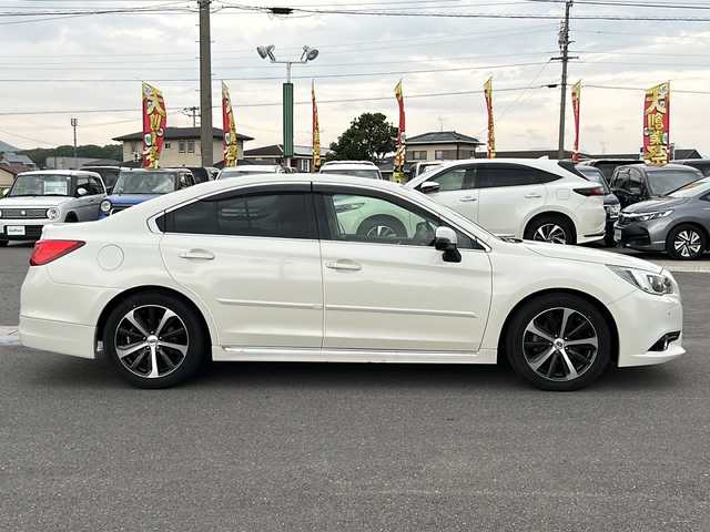 スバル レガシィ Ｂ４ リミテッド 香川県 2015(平27)年 2万km クリスタルホワイトP 純正ナビ/フルセグテレビ/CD／DVD再生機能/サンルーフ/ドライブレコーダー/シートヒーター/前後コーナーセンサー/アイドリングストップ/レーダー探知機/メモリーシート/ETC/スペアキー