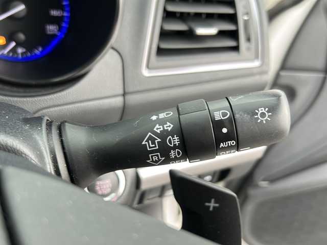 スバル レガシィ Ｂ４ リミテッド 香川県 2015(平27)年 2万km クリスタルホワイトP 純正ナビ/フルセグテレビ/CD／DVD再生機能/サンルーフ/ドライブレコーダー/シートヒーター/前後コーナーセンサー/アイドリングストップ/レーダー探知機/メモリーシート/ETC/スペアキー