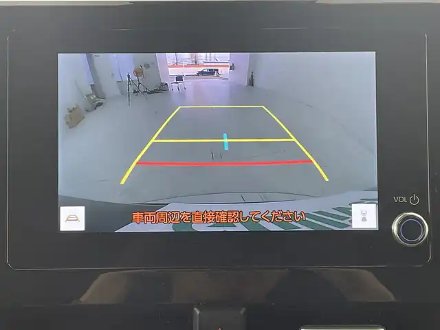 トヨタ ヴォクシー ハイブリッド S－Z 大阪府 2023(令5)年 2.4万km グリッターブラックガラスフレーク 禁煙車/トヨタセーフティセンス/　・プリクラッシュセーフティ　PCS/　・レーントレーシングアシスト　LTA/　・レーンディパーチャーアラート　LDA/　・レーダークルーズコントロール　ACC/　・ロードサインアシスト　RSA/　・フロントクロストラフィックアラート　FCTA/　・リアクロストラフィックアラート　RCTA/　・プロアクティブドライビングアシスト　PDA/　・パーキングサポートブレーキ　PSB/　・発信遅れ告知機能　TMN/純正ディスプレイオーディオ/　Bluetooth/フルセグ/CD/DVD/バックカメラ/両側パワースライドドア/ハーフレザーシート/前席シートヒーター/LEDオートライト/オートマチックハイビーム　AHB/フォグランプ/純正17インチアルミホイール/スマートキー/ETC2.0/フロアマット/ドアバイザー