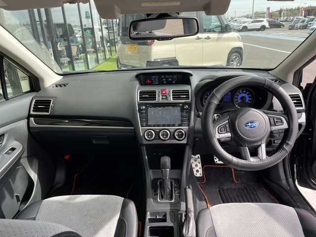 スバル インプレッサ ＸＶ ハイブリッド 2．0i－L アイサイト 愛知県 2016(平28)年 6.2万km クリスタルブラックシリカ 純正ナビ/アイサイト/レーダークルーズコントロール/バックカメラ/パワーシート/純正アルミホイール/ルーフレール/LEDヘッドライト/パドルシフト/オートライト/ETC/４WD/衝突軽減システム/フルセグ/CD DVD/Bluetooth/ステアリングスイッチ/スマートキー/プッシュスタート