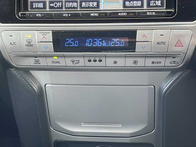 トヨタ ランドクルーザー プラド TX 道北・旭川 2018(平30)年 6.2万km ブラック /４WD//禁煙車//TRDエアロ//社外１７インチアルミホイール//サンルーフ//純正ナビ/SD/BT/フルセグ/CD/DVD//バックカメラ//セーフティセンス//LDA/PCS/ACC/クリアランスソナー//オートライト//オートマチックハイビーム//リアフォグランプ//ルーフレール//ETC//ステアリングスイッチ//ドアバイザー//トノカバー//オートエアコン//純正フロアマット//オートリトラミラー