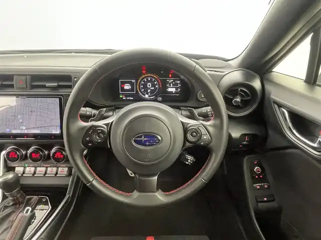 スバル ＢＲＺ S 群馬県 2022(令4)年 1.5万km クリスタルホワイトP STIフロントアンダースポイラー/STIリヤアンダーディフューザー/＝＝＝＝＝/純正9インチメモリナビ/・CD TV BT AM FM DVD USB/=====/ＳＴＩエアロ　純正９インチナビ　バックカメラ　シートヒーター　パドルシフト　アイサイトコアテクノロジー　ブラインドスポットモニター　レーンキープアシスト　全車速追従機能付クルーズコントロール　禁煙車