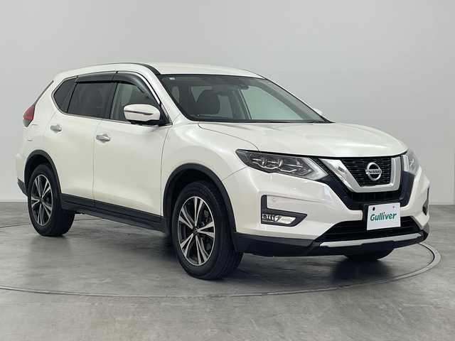 日産 エクストレイル 20Xi 群馬県 2018(平30)年 7.7万km ブリリアントホワイトパール 純正９型ナビ　フルセグＴＶ　全周囲カメラ　アダプティブクルーズコントロール　電動リアゲート　ステアリングスイッチ　デジタルインナーミラー　プッシュスタート　スマートキー　ＬＥＤオートライト　禁煙車