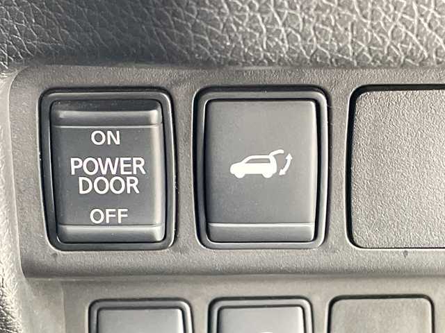 日産 エクストレイル 20Xi 群馬県 2018(平30)年 7.7万km ブリリアントホワイトパール 純正９型ナビ　フルセグＴＶ　全周囲カメラ　アダプティブクルーズコントロール　電動リアゲート　ステアリングスイッチ　デジタルインナーミラー　プッシュスタート　スマートキー　ＬＥＤオートライト　禁煙車