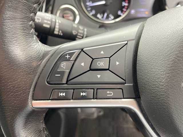 日産 エクストレイル 20Xi 群馬県 2018(平30)年 7.7万km ブリリアントホワイトパール 純正９型ナビ　フルセグＴＶ　全周囲カメラ　アダプティブクルーズコントロール　電動リアゲート　ステアリングスイッチ　デジタルインナーミラー　プッシュスタート　スマートキー　ＬＥＤオートライト　禁煙車