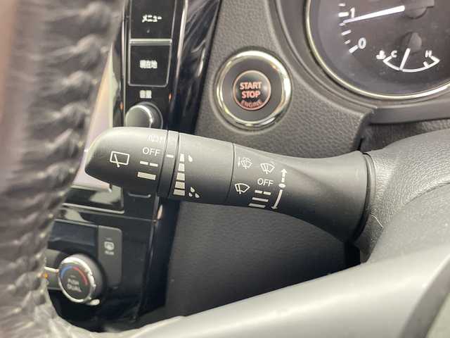 日産 エクストレイル 20Xi 群馬県 2018(平30)年 7.7万km ブリリアントホワイトパール 純正９型ナビ　フルセグＴＶ　全周囲カメラ　アダプティブクルーズコントロール　電動リアゲート　ステアリングスイッチ　デジタルインナーミラー　プッシュスタート　スマートキー　ＬＥＤオートライト　禁煙車