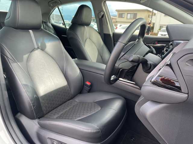 トヨタ カムリ WSレザーパッケージ 神奈川県 2020(令2)年 3.2万km プラチナホワイトパールマイカ 純正ナビ/Bluetooth/CD/DVD/ETC2.0/ドライブレコーダー/サンルーフ/クルーズコントロール/パドルシフト/前席シートヒーター/前席パワーシート/ヘッドアップディスプレイ/純正フロアマット/純正アルミホイール/レーンキープアシスト/コーナーセンサー/オートライト/オートマチックハイビーム