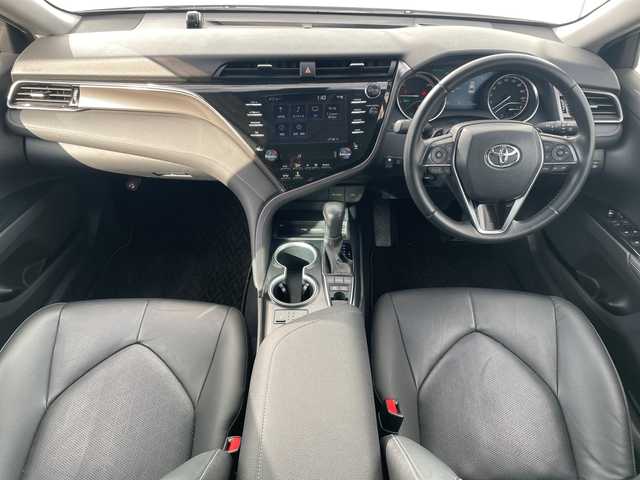 トヨタ カムリ WSレザーパッケージ 神奈川県 2020(令2)年 3.2万km プラチナホワイトパールマイカ 純正ナビ/Bluetooth/CD/DVD/ETC2.0/ドライブレコーダー/サンルーフ/クルーズコントロール/パドルシフト/前席シートヒーター/前席パワーシート/ヘッドアップディスプレイ/純正フロアマット/純正アルミホイール/レーンキープアシスト/コーナーセンサー/オートライト/オートマチックハイビーム