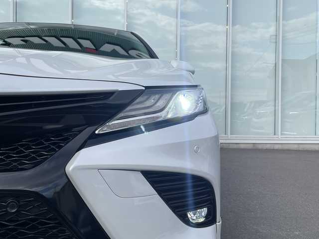 トヨタ カムリ WSレザーパッケージ 神奈川県 2020(令2)年 3.2万km プラチナホワイトパールマイカ 純正ナビ/Bluetooth/CD/DVD/ETC2.0/ドライブレコーダー/サンルーフ/クルーズコントロール/パドルシフト/前席シートヒーター/前席パワーシート/ヘッドアップディスプレイ/純正フロアマット/純正アルミホイール/レーンキープアシスト/コーナーセンサー/オートライト/オートマチックハイビーム
