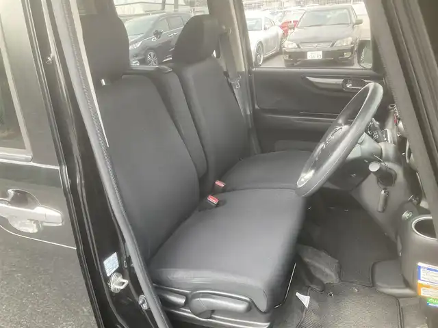 ホンダ Ｎ ＢＯＸ カスタム G Lパッケージ 埼玉県 2015(平27)年 10.8万km スマートブラック (株)IDOMが運営する【じしゃロン鳩ヶ谷店】の自社ローン対象車両になります。こちらは現金ご利用時の価格です。自社ローンご希望の方は別途その旨お申付け下さい。/登録時108065km/社外メモリナビ(品番:AVIC-RZ09)/フルセグTV/バックカメラ/CTBA(シティブレーキアクティブシステム)/ダブル/サイド/カーテンエアバッグ/横滑り防止装置/ETC/左側パワースライドドア/プッシュスタート/スマートキー/背面シートテーブル/後席ロールサンシェード/ベンチシート/チップアップシート/純正HIDヘッドライト/純正14インチAW/純正フロアマット/オートリトラミラー/電動格納機能付きウインカーミラー