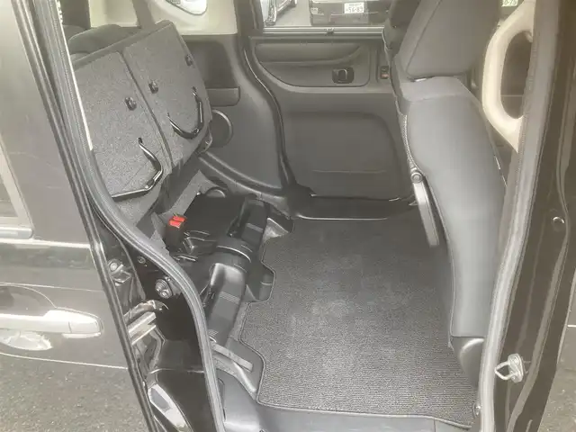 ホンダ Ｎ ＢＯＸ カスタム G Lパッケージ 埼玉県 2015(平27)年 10.8万km スマートブラック (株)IDOMが運営する【じしゃロン鳩ヶ谷店】の自社ローン対象車両になります。こちらは現金ご利用時の価格です。自社ローンご希望の方は別途その旨お申付け下さい。/登録時108065km/社外メモリナビ(品番:AVIC-RZ09)/フルセグTV/バックカメラ/CTBA(シティブレーキアクティブシステム)/ダブル/サイド/カーテンエアバッグ/横滑り防止装置/ETC/左側パワースライドドア/プッシュスタート/スマートキー/背面シートテーブル/後席ロールサンシェード/ベンチシート/チップアップシート/純正HIDヘッドライト/純正14インチAW/純正フロアマット/オートリトラミラー/電動格納機能付きウインカーミラー