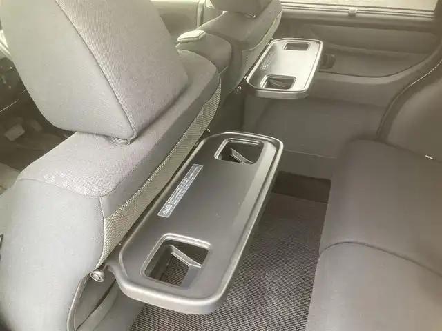 ホンダ Ｎ ＢＯＸ カスタム G Lパッケージ 埼玉県 2015(平27)年 10.8万km スマートブラック (株)IDOMが運営する【じしゃロン鳩ヶ谷店】の自社ローン対象車両になります。こちらは現金ご利用時の価格です。自社ローンご希望の方は別途その旨お申付け下さい。/登録時108065km/社外メモリナビ(品番:AVIC-RZ09)/フルセグTV/バックカメラ/CTBA(シティブレーキアクティブシステム)/ダブル/サイド/カーテンエアバッグ/横滑り防止装置/ETC/左側パワースライドドア/プッシュスタート/スマートキー/背面シートテーブル/後席ロールサンシェード/ベンチシート/チップアップシート/純正HIDヘッドライト/純正14インチAW/純正フロアマット/オートリトラミラー/電動格納機能付きウインカーミラー