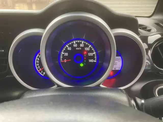 ホンダ Ｎ ＢＯＸ カスタム G Lパッケージ 埼玉県 2015(平27)年 10.8万km スマートブラック (株)IDOMが運営する【じしゃロン鳩ヶ谷店】の自社ローン対象車両になります。こちらは現金ご利用時の価格です。自社ローンご希望の方は別途その旨お申付け下さい。/登録時108065km/社外メモリナビ(品番:AVIC-RZ09)/フルセグTV/バックカメラ/CTBA(シティブレーキアクティブシステム)/ダブル/サイド/カーテンエアバッグ/横滑り防止装置/ETC/左側パワースライドドア/プッシュスタート/スマートキー/背面シートテーブル/後席ロールサンシェード/ベンチシート/チップアップシート/純正HIDヘッドライト/純正14インチAW/純正フロアマット/オートリトラミラー/電動格納機能付きウインカーミラー