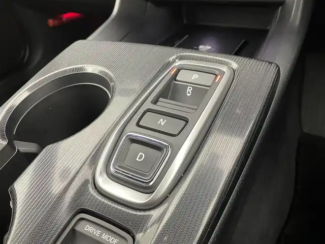 ホンダ シビック e:HEV 宮城県 2023(令5)年 2.4万km プラチナホワイトパール 純正コネクトナビ/リアスポイラー/LEDフォグライト/BOSEサウンド/アダプティブクルーズコントロール/トラフィックジャムアシスト/アダプティブドライビングビーム/BSM/パーキングセンサー/ホンダセンシング/前席パワーシート/シートヒーター/ワイヤレス充電器/コンビシート/ETC2.0/前後ドライブレコーダー/禁煙