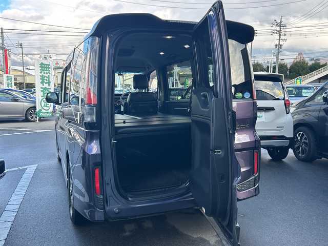 ホンダ ステップワゴン スパーダ クールスピリット 長野県 2016(平28)年 4.1万km プレミアムスパイスパープルP 禁煙車/純正ナビ/バックカメラ/フルセグTV/全周囲カメラ/BluetoothAudio/ステアリングスイッチ/純正フリップダウンモニター/純正16インチアルミホイール/社外AW付ノーマルタイヤ車載/純正エンジンスターター/両側電動スライドドア/レーン逸脱警報装置/レーンキープアシスト/前席シートヒーター/アイドリングストップ/革調シートカバー/LEDヘッドライト/プッシュスタート/ウインカーミラー/ビルトインETC/横滑り防止/オートライト/ミラーヒーター/パドルシフト/ベッドキット/スマートキー