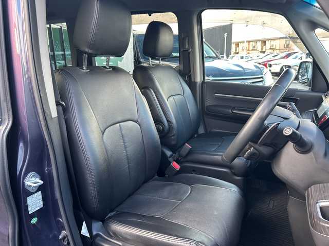 ホンダ ステップワゴン スパーダ クールスピリット 長野県 2016(平28)年 4.1万km プレミアムスパイスパープルP 禁煙車/純正ナビ/バックカメラ/フルセグTV/全周囲カメラ/BluetoothAudio/ステアリングスイッチ/純正フリップダウンモニター/純正16インチアルミホイール/社外AW付ノーマルタイヤ車載/純正エンジンスターター/両側電動スライドドア/レーン逸脱警報装置/レーンキープアシスト/前席シートヒーター/アイドリングストップ/革調シートカバー/LEDヘッドライト/プッシュスタート/ウインカーミラー/ビルトインETC/横滑り防止/オートライト/ミラーヒーター/パドルシフト/ベッドキット/スマートキー