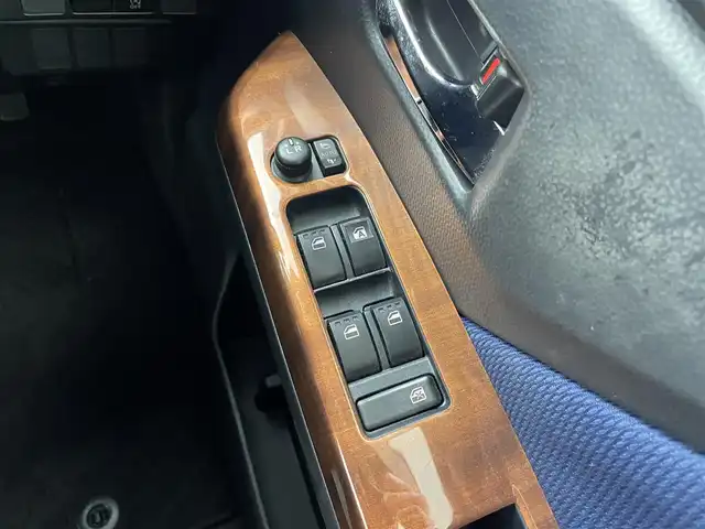 トヨタ タンク カスタムG－T 福井県 2018(平30)年 4.7万km ブラックマイカメタリック 純正9インチナビ/（CD/DVD/フルセグ/Bluetooth）/バックカメラ/横滑り防止システム/両側パワースライドドア/ビルトインETC/前方ドライブレコーダー/純正アルミホイール着用/オートLEDヘッドライト/ETC2.0/スマートキー/スペアキー/ドアバイザー/衝突軽減ブレーキ