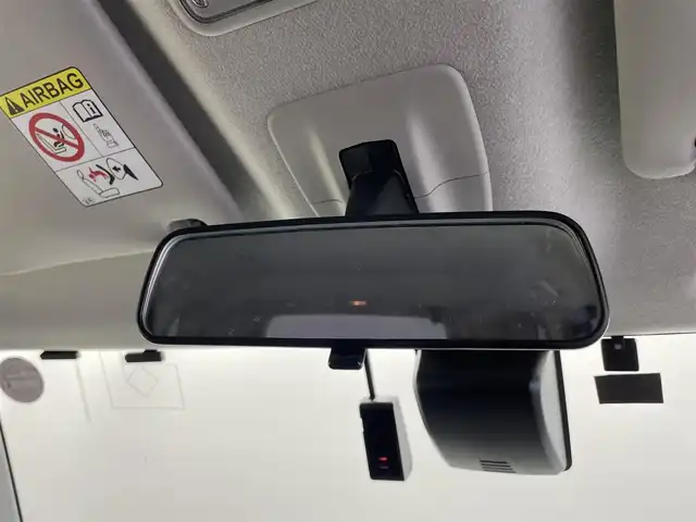 トヨタ タンク カスタムG－T 福井県 2018(平30)年 4.7万km ブラックマイカメタリック 純正9インチナビ/（CD/DVD/フルセグ/Bluetooth）/バックカメラ/横滑り防止システム/両側パワースライドドア/ビルトインETC/前方ドライブレコーダー/純正アルミホイール着用/オートLEDヘッドライト/ETC2.0/スマートキー/スペアキー/ドアバイザー/衝突軽減ブレーキ