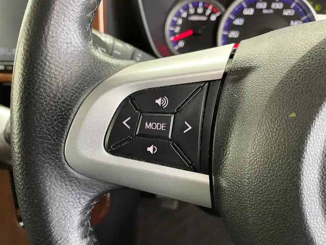 トヨタ タンク カスタムG－T 福井県 2018(平30)年 4.7万km ブラックマイカメタリック 純正9インチナビ/（CD/DVD/フルセグ/Bluetooth）/バックカメラ/横滑り防止システム/両側パワースライドドア/ビルトインETC/前方ドライブレコーダー/純正アルミホイール着用/オートLEDヘッドライト/ETC2.0/スマートキー/スペアキー/ドアバイザー/衝突軽減ブレーキ