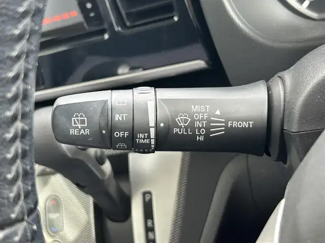 日産 デイズ ルークス ライダー Bライン HWSターボ 静岡県 2016(平28)年 6.6万km アメジストブラック/シルキーホワイト エマージェンシーブレーキ/純正SDナビ/・フルセグ/CD/DVD/USB/前方ドライブレコーダー/ETC/両側パワースライドドア/革巻きステアリング/・ステアリングスイッチ/オートライト/スマートキー/・プッシュスタート/HIDヘッドライト/電動格納ミラー/ウインカーミラー/後席サンシェード/アルミホイール/純正フロアマット/純正ドアバイザー