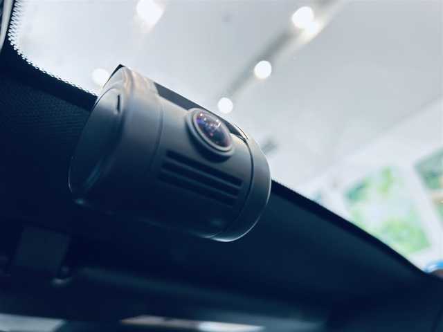 メルセデス・ベンツ ＣＬＡ２００ｄ AMGライン 大阪府 2019(令1)年 3.3万km マウンテングレー AMGレザーエクスクルーシブP/アドバンスドP/ワンオーナー/レーダーセーフティ/サンルーフ/HUD/赤黒革/メモリ付きパワーシート/シートヒーター/純正ナビ/TV/360度カメラ/ACC/ブラインドスポット/純正18インチAW/LEDヘッドライト/アンビエントライト/ワイヤレス充電